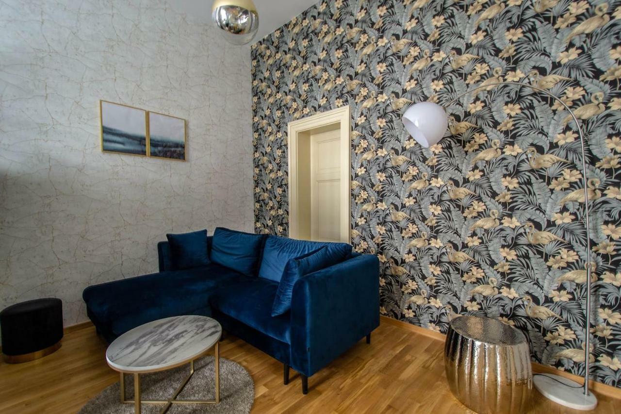 Design 3Bdr Apartment In Residence, Free Parking Prag Exteriör bild